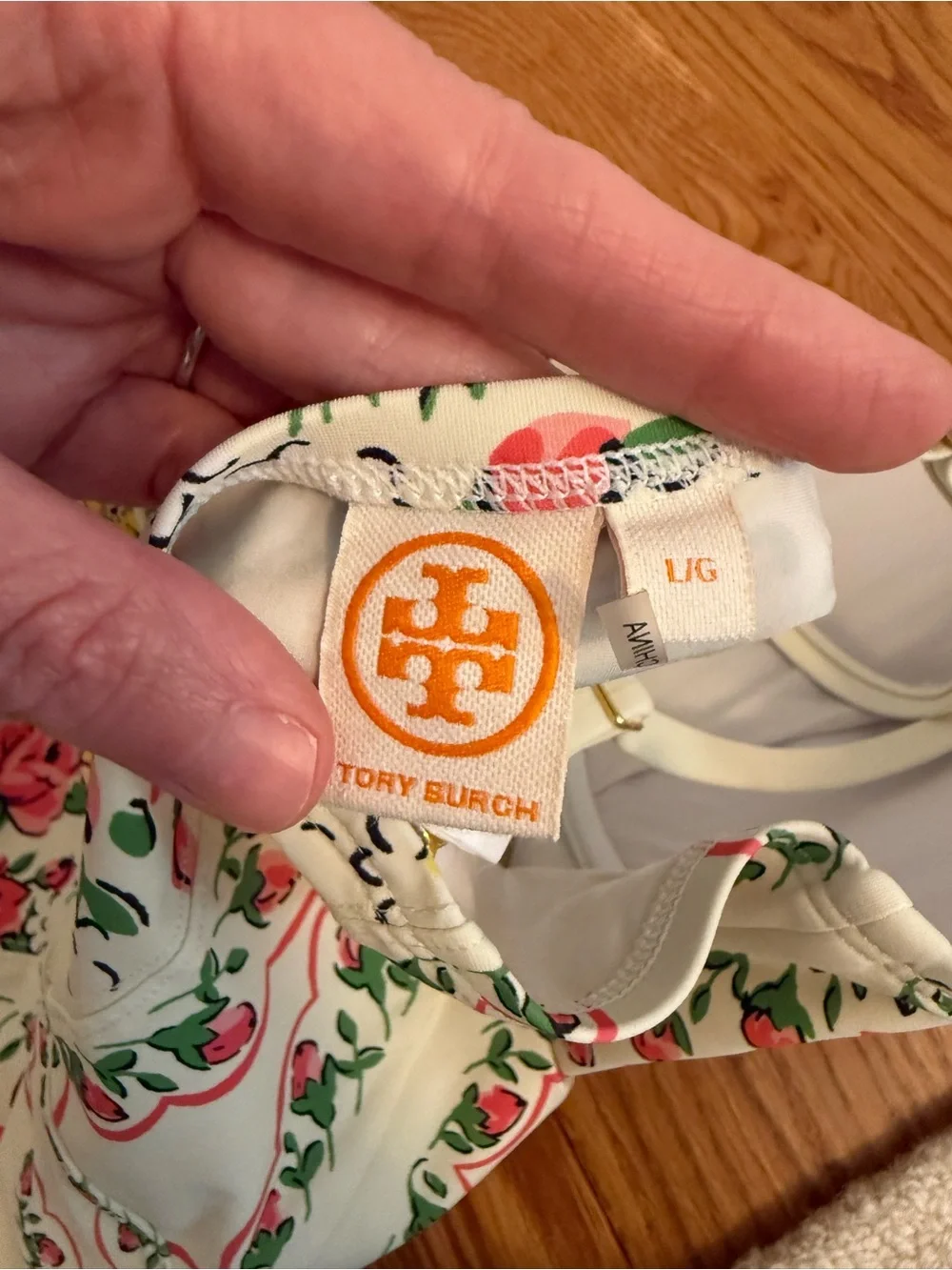 Tory Burch tory burch